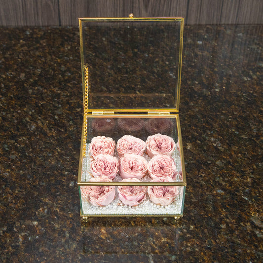 9 Preserved Mini Pink Garden Roses in Glass Box
